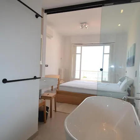 Magnifique 4 Personne Avec Vue Unique Sur * Nice